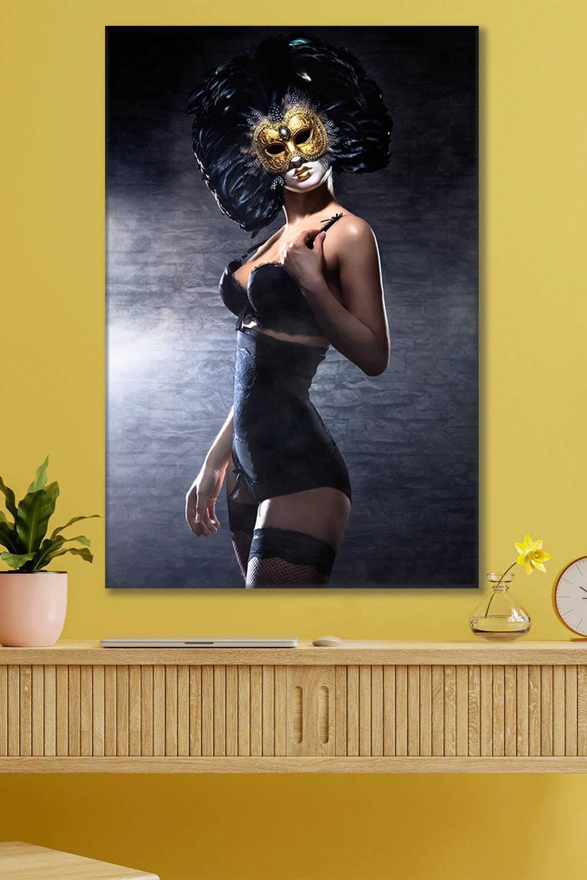 Siyah İç Çamaşırlı Maskeli Kadın Kanvas Duvar Tablo 3322618