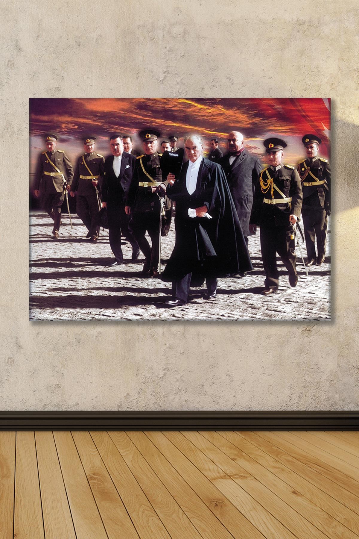 Atatürk'ün, Cumhuriyet Bayramı Kutlamaları için Meclise Gelişi Kanvas Duvar Tablo 221514