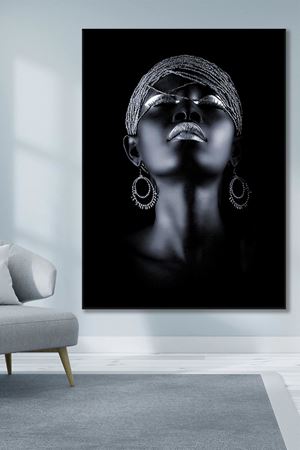 Gri Renkli Zincir Bandanalı Afrikalı Kadın Art Kanvas Tablo 2221603