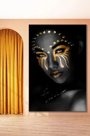 Alnında Altın İğne Makyajlı Afrikalı Kadın Art Kanvas Tablo 2221586