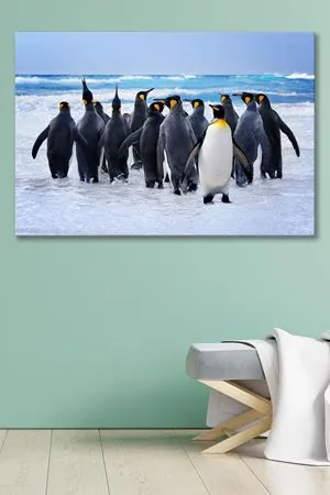 Karda Yürüyen Penguenler Kanvas Duvar Tablo 4452236