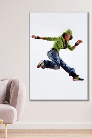 Yeşil Kapüşonlu Uçan Kadın Kanvas Duvar Tablo 3322329