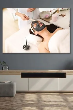 Yüz Maskesi Yapan Kadın Kanvas Duvar Tablo 3322638