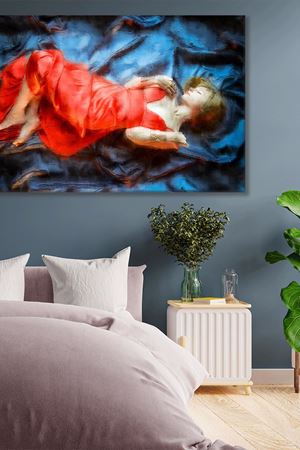 Yerde Yatan Kırmızı Elbiseli Kadın Kanvas Duvar Tablo 3322404
