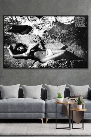 Siyah Beyaz Denizde Sanatsal Kadın Duvar Kanvas Tablo 3322044