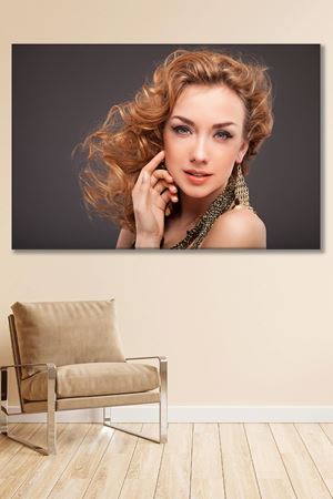 Sarışın Yeşil Gözlü Mutlu Kadın Kanvas Duvar Tablo 3322560