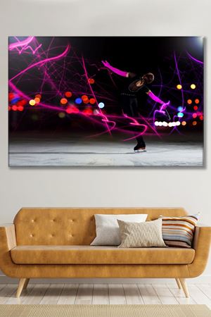 Pembe Işıklar Saçan Dans Eden Kız Kanvas Duvar Tablo 3322411