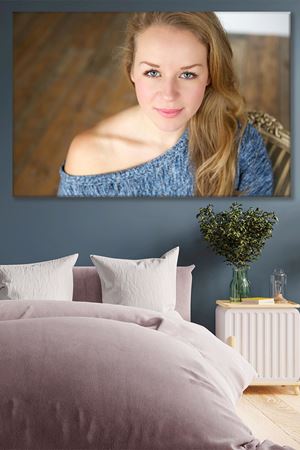 Mavi Gözlü Sarışın Kadın Kanvas Duvar Tablo 3322681