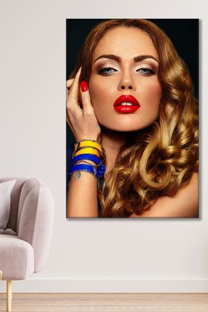 Mavi Gözlü Kırmızı Rujlu Kadın Kanvas Duvar Tablo 3322730