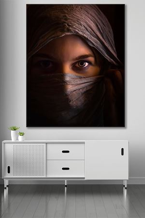 Peçeli Korkutucu Kadın Duvar Kanvas Tablo 3322078