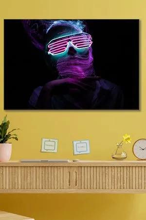 Neon Gözlüklü Kadın Duvar Kanvas Tablo 3322115