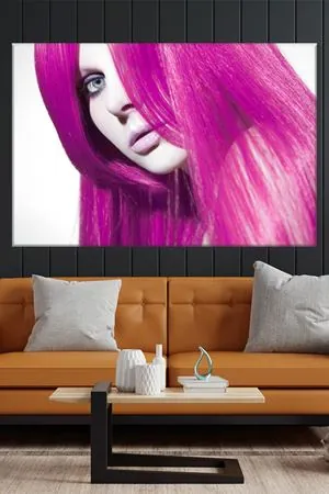 Pembe Saçlı Yeşil Gözlü Kadın Kanvas Duvar Tablo 3322659
