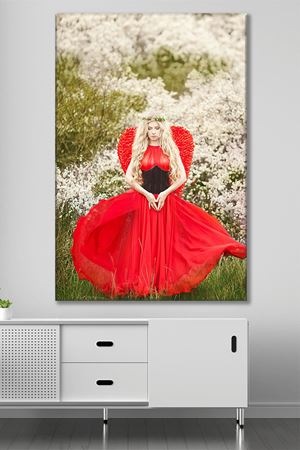 Kırmızı Kanatlı Sarışın Kadın Kanvas Duvar Tablo 3322770