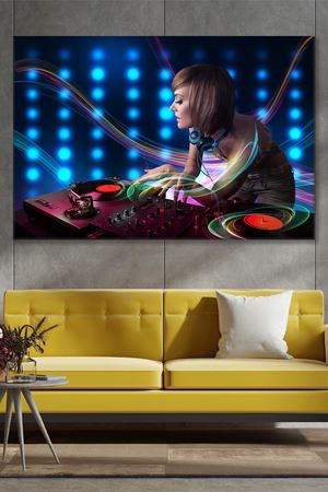 Kısa Saçlı DJ Kadın Kanvas Duvar Tablo 3322712
