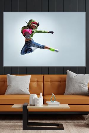Havada Hip Hop Yapan Kız Kanvas Duvar Tablo 3322439