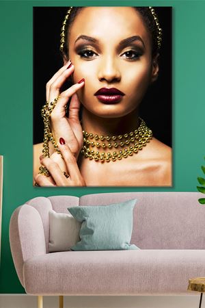 Boncuk Kolyeli Esmer Kadın Kanvas Duvar Tablo 3322359