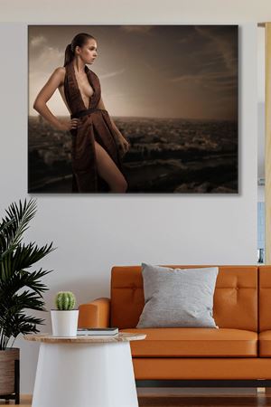 Dekolteli Güzel Kadın Duvar Kanvas Tablo 3322085