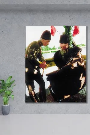 Atatürk, Hipodrom'da, General Rafet Bele ile At Yarışlarında Kanvas Duvar Tablo 221493