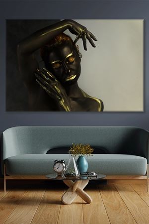 Altın Renkli Siyahi Kadın Kanvas Duvar Tablo 3322393