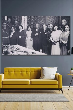 Türk Kadınına Seçme ve Seçilme Hakkının Verilmesi Kanvas Duvar Tablo 221520