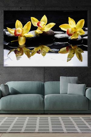 Suyun Üstünde Sarı Çiçekler Art Kanvas Tablo 2221903