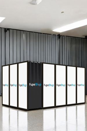 Doğal Ahşap Siyah Logo Baskılı Oda Paravan Giyinme Kabini FP-224161