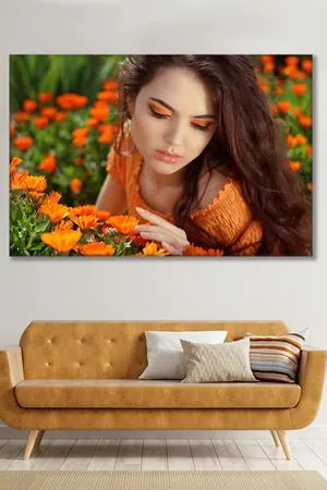 Turuncu Çiçekler İçinde Gezen Kadın Kanvas Duvar Tablo 3322578