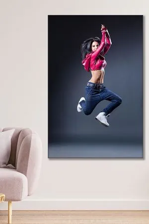 Havada Dans Eden Hip Hopçu Kız Kanvas Duvar Tablo 3322285