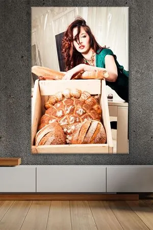 Ekmek Yapan Kadın Kanvas Duvar Tablo 3322371