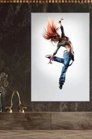 Hip Hop Yapan Kız Kanvas Duvar Tablo 3322203